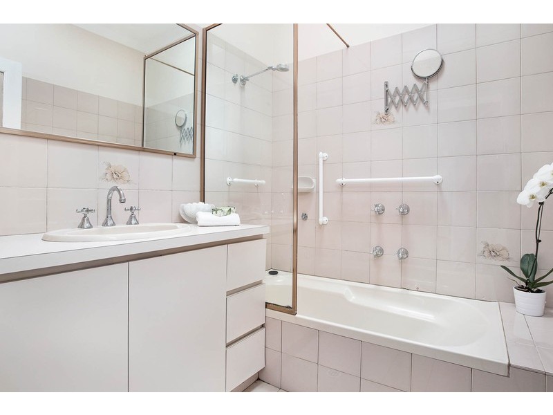 13 South Banff Road, Floreat WA 6014
