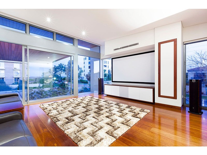 20 Osborne Parade, Claremont WA 6010