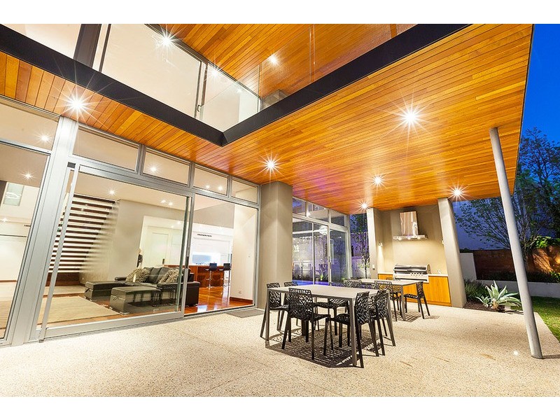 20 Osborne Parade, Claremont WA 6010