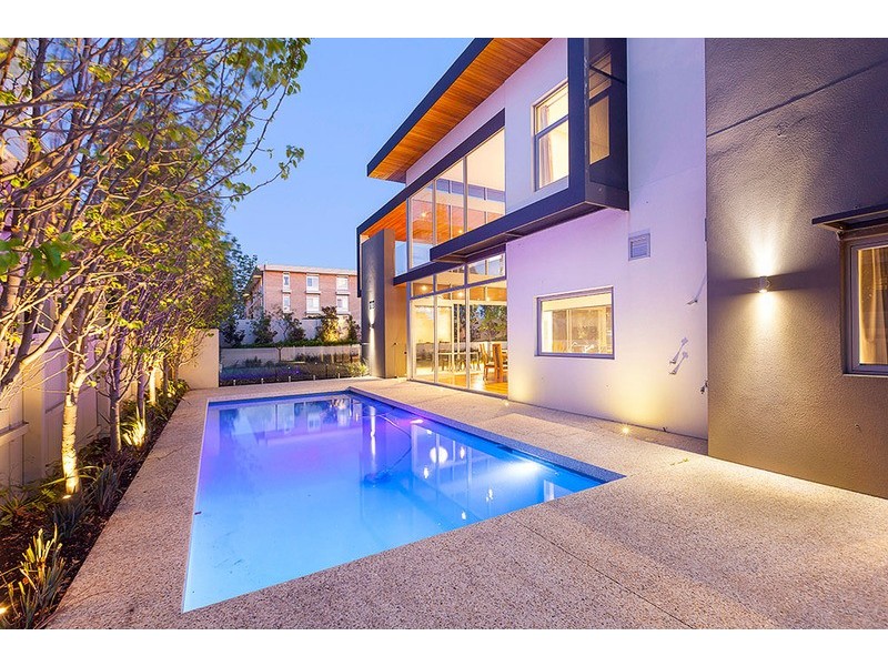 20 Osborne Parade, Claremont WA 6010