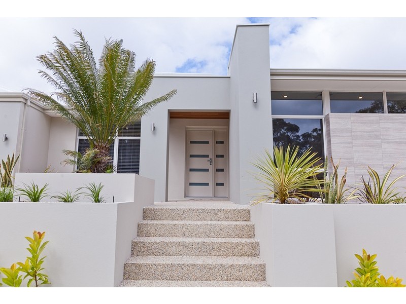 54 Buxton Road, Wembley Downs WA 6019