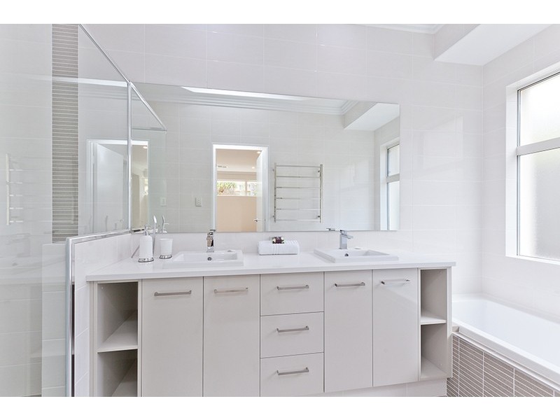 54 Buxton Road, Wembley Downs WA 6019