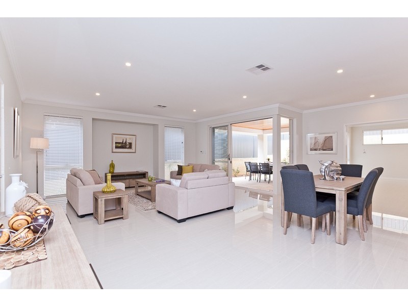 54 Buxton Road, Wembley Downs WA 6019