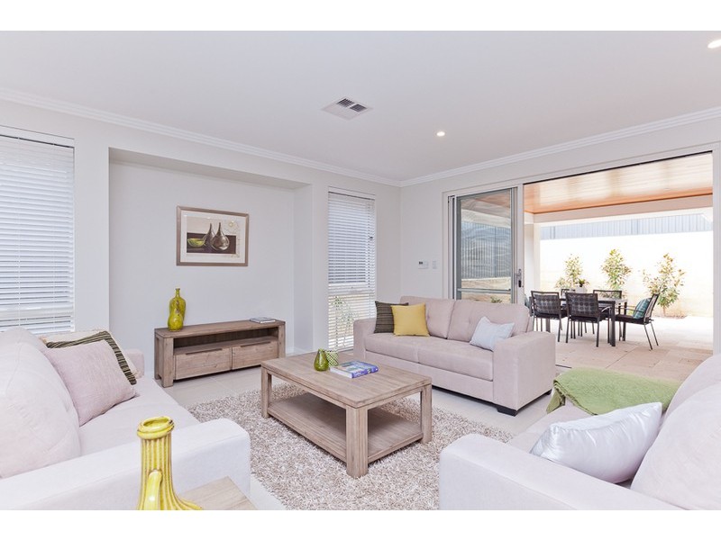 54 Buxton Road, Wembley Downs WA 6019