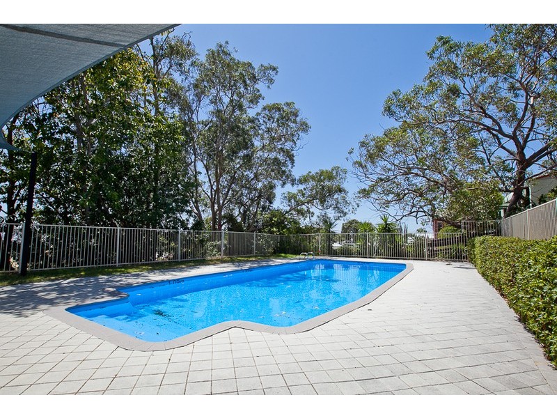 2/288 Ravenscar Street, Doubleview WA 6018