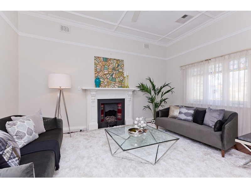 43 Robinson Street, Nedlands WA 6009