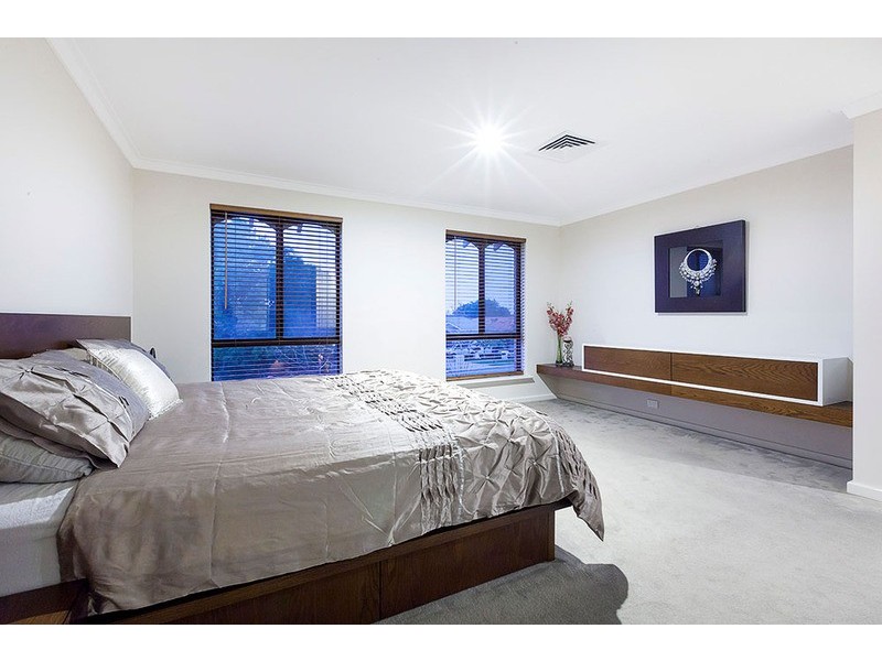 53 The Avenue, Nedlands WA 6009