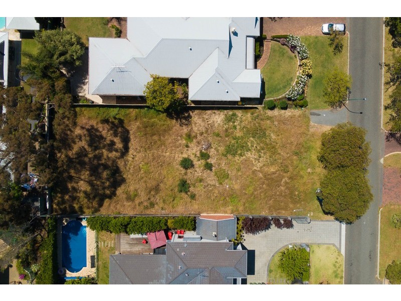 25 Colin Street, Dalkeith WA 6009