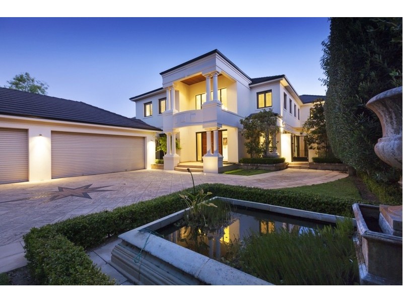 10 Hutchinson Avenue, Mosman Park WA 6012