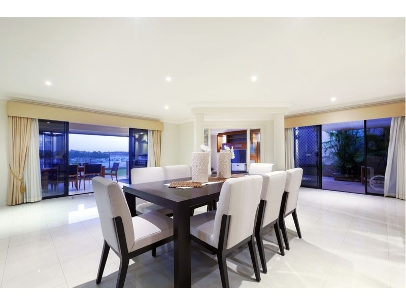 10 Hutchinson Avenue, Mosman Park WA 6012