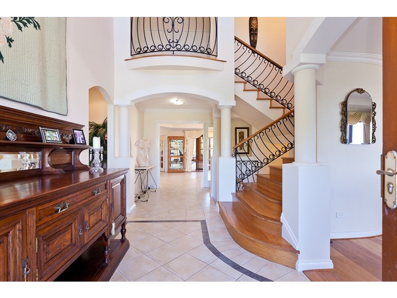 5 Waugh Street, Mount Pleasant WA 6153