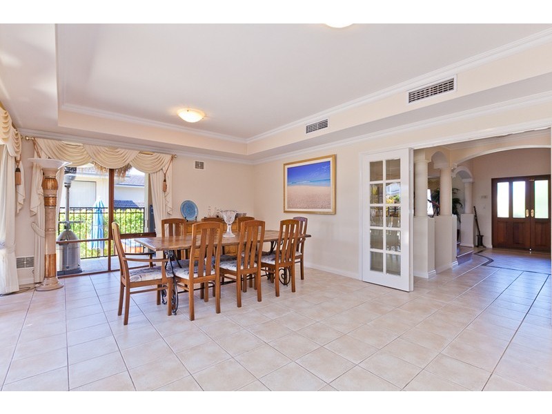 5 Waugh Street, Mount Pleasant WA 6153