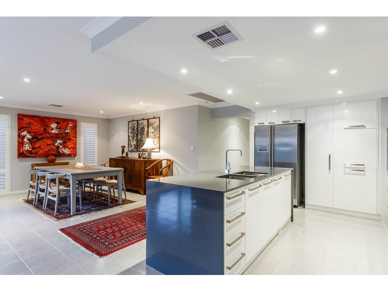 6 Barrow Court, Mount Claremont WA 6010