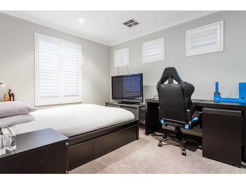 6 Barrow Court, Mount Claremont WA 6010