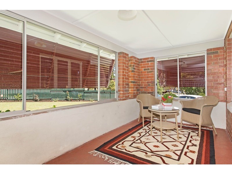 6 Lonnie Street, Daglish WA 6008