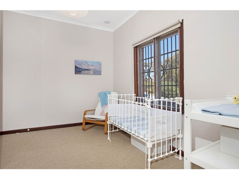 6 Lonnie Street, Daglish WA 6008