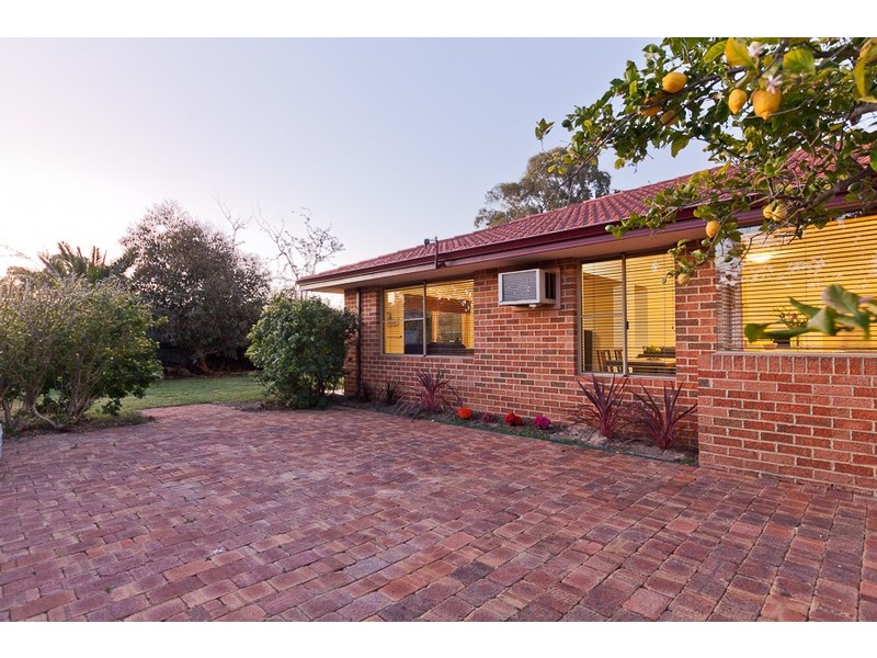 124 Empire Avenue, Wembley Downs WA 6019