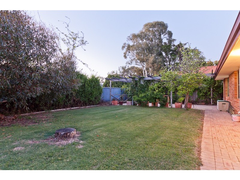 124 Empire Avenue, Wembley Downs WA 6019