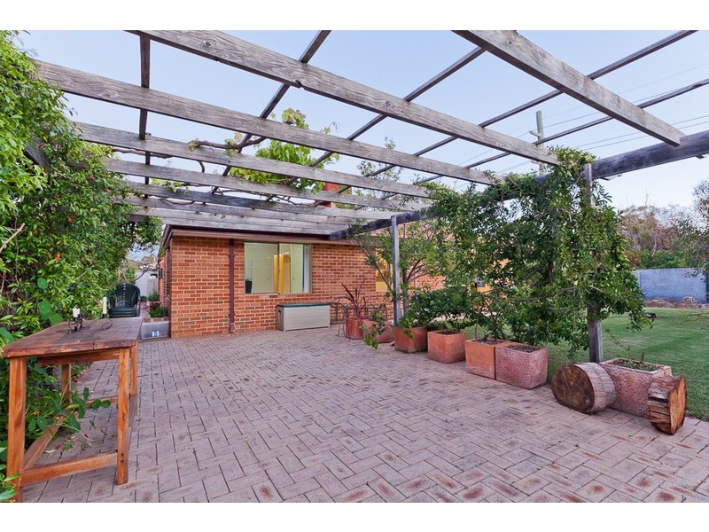 124 Empire Avenue, Wembley Downs WA 6019