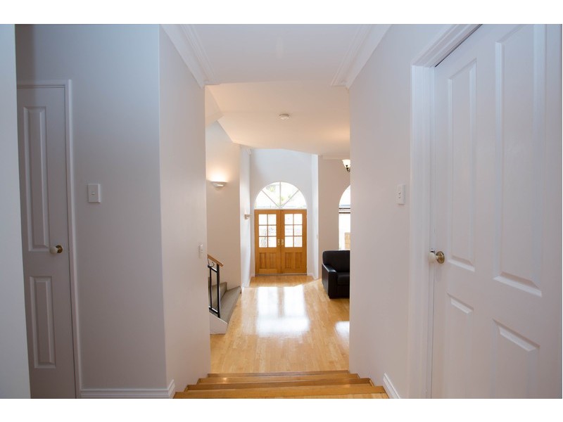 24 Beacon Terrace, East Perth WA 6004