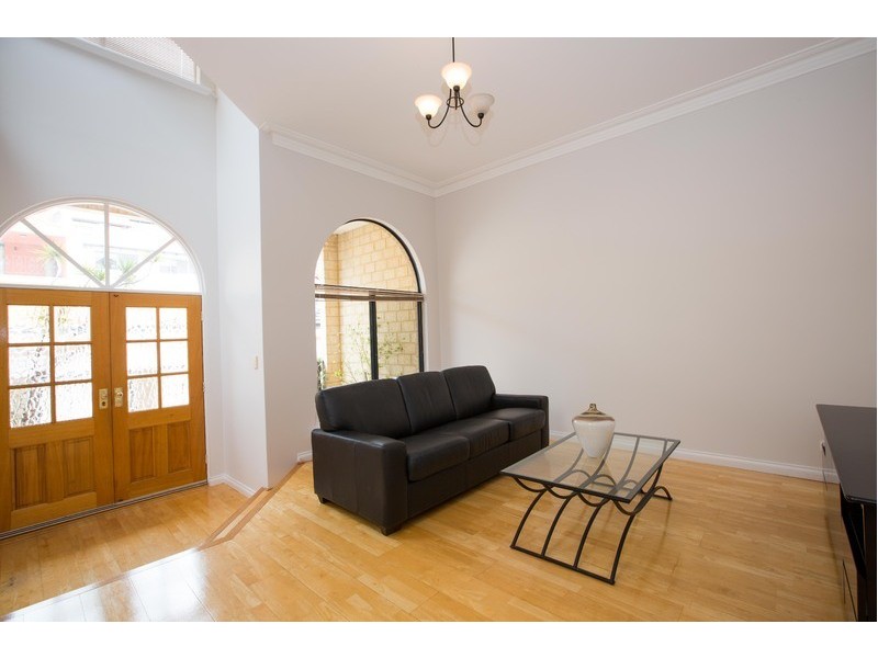 24 Beacon Terrace, East Perth WA 6004