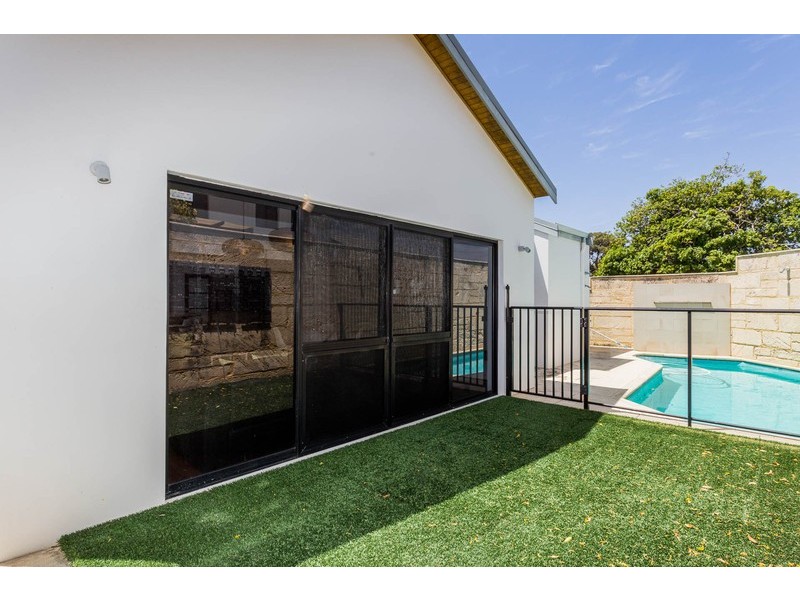 7 Knight Street, Wembley Downs WA 6019