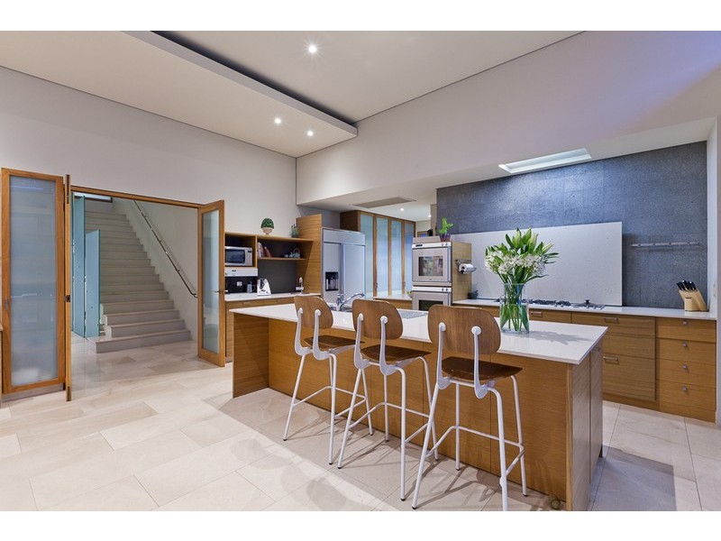 35 Jutland Parade, Dalkeith WA 6009