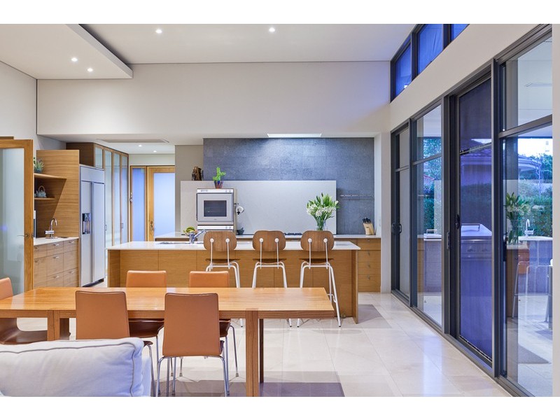 35 Jutland Parade, Dalkeith WA 6009