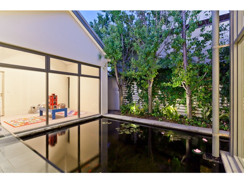 35 Jutland Parade, Dalkeith WA 6009