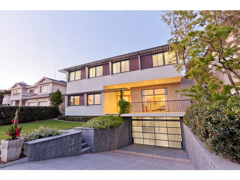 35 Jutland Parade, Dalkeith WA 6009