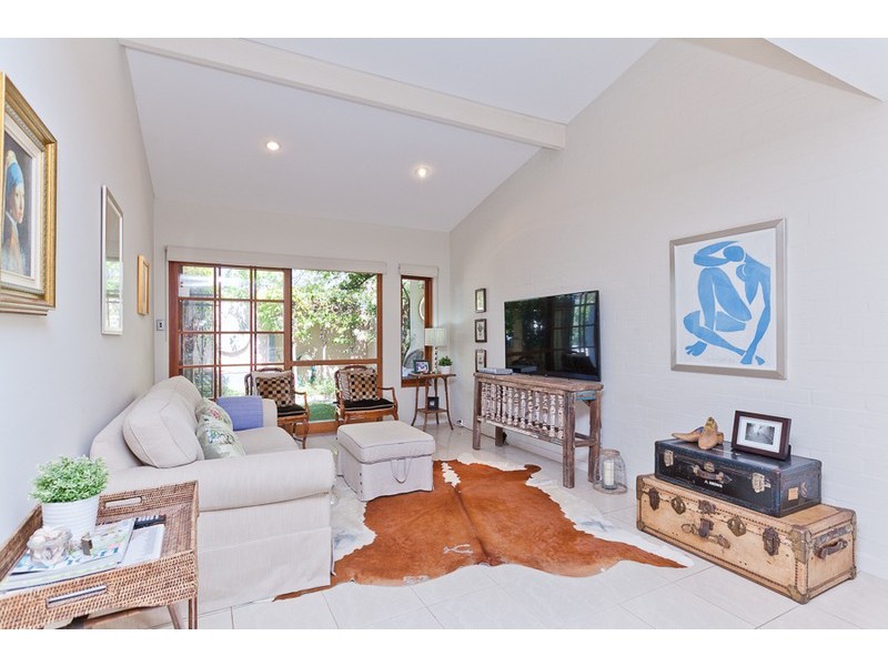 6 Freshwater Close, Claremont WA 6010