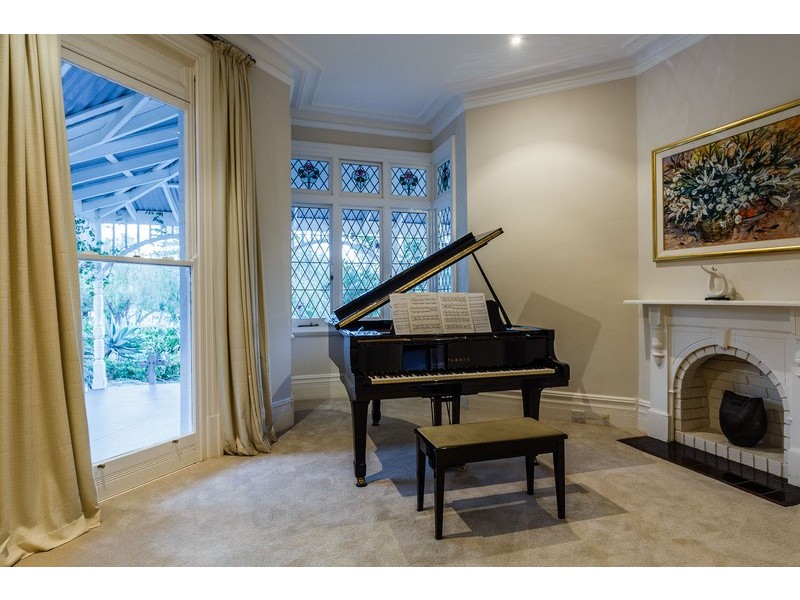 22 Parry Street, Claremont WA 6010