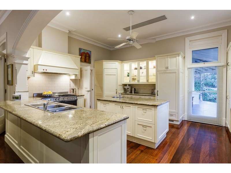 22 Parry Street, Claremont WA 6010