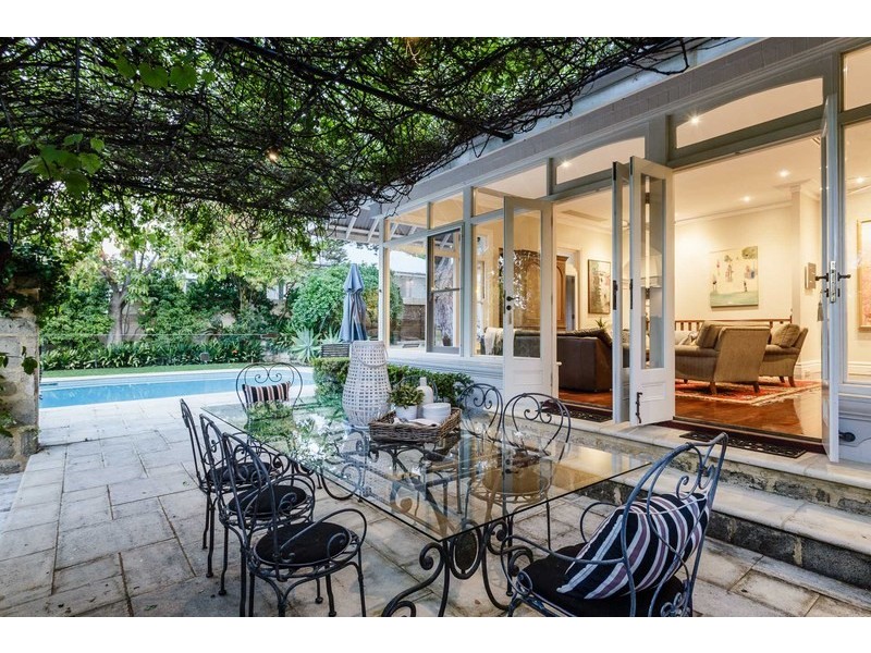 22 Parry Street, Claremont WA 6010