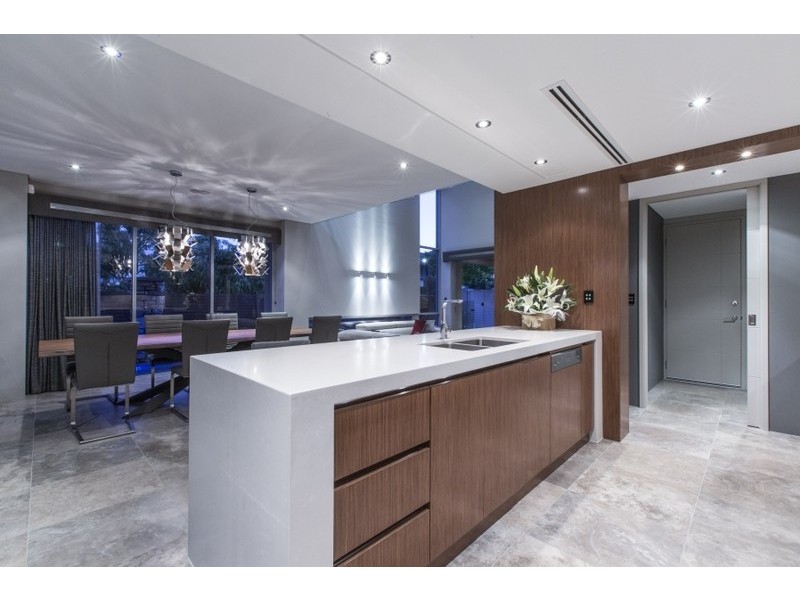 21 Pinnata Mews, Churchlands WA 6018