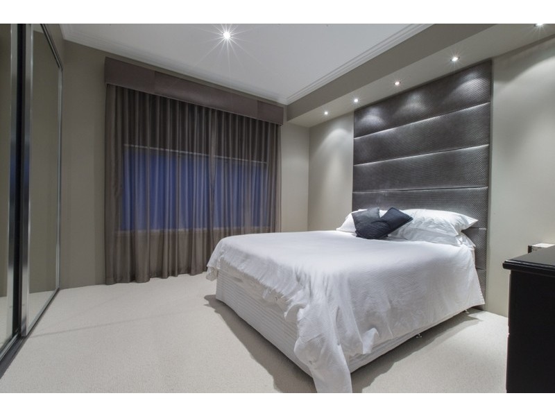 21 Pinnata Mews, Churchlands WA 6018