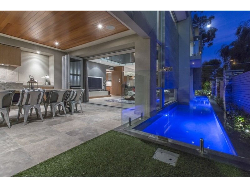 21 Pinnata Mews, Churchlands WA 6018