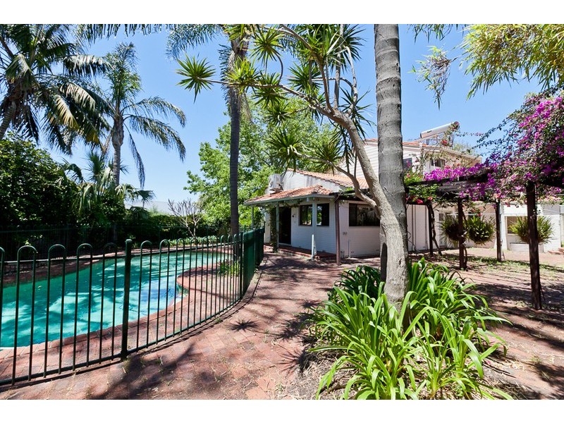 55 Riley Road, Dalkeith WA 6009