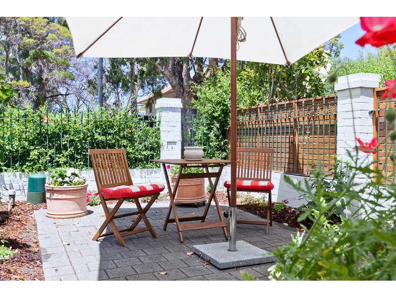 3/30 Cook Street, Crawley WA 6009