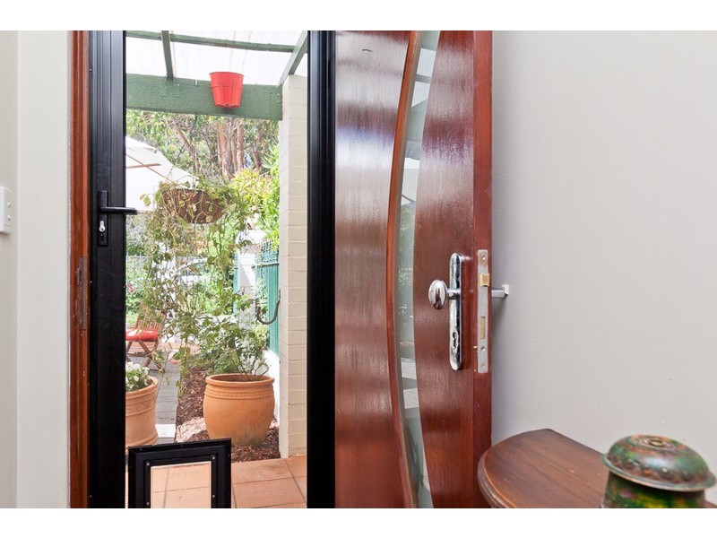 3/30 Cook Street, Crawley WA 6009