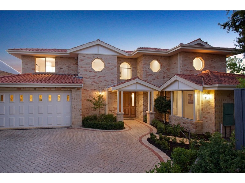 3 Arenga Court, Mount Claremont WA 6010