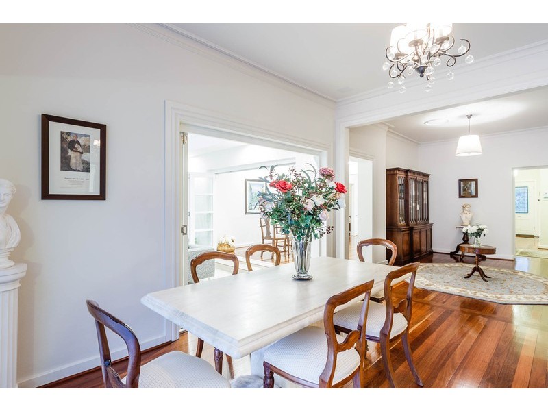 75 Mountjoy Road, Nedlands WA 6009