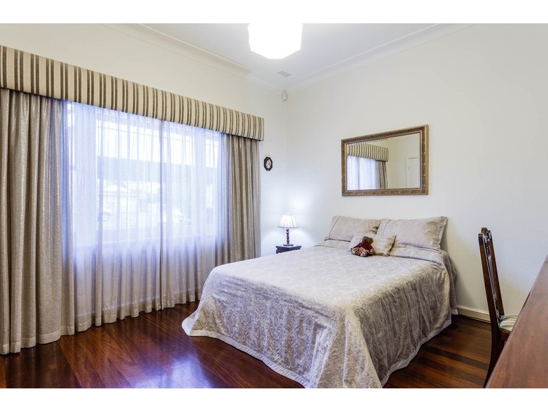 75 Mountjoy Road, Nedlands WA 6009