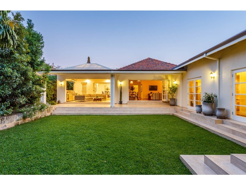 75 Mountjoy Road, Nedlands WA 6009