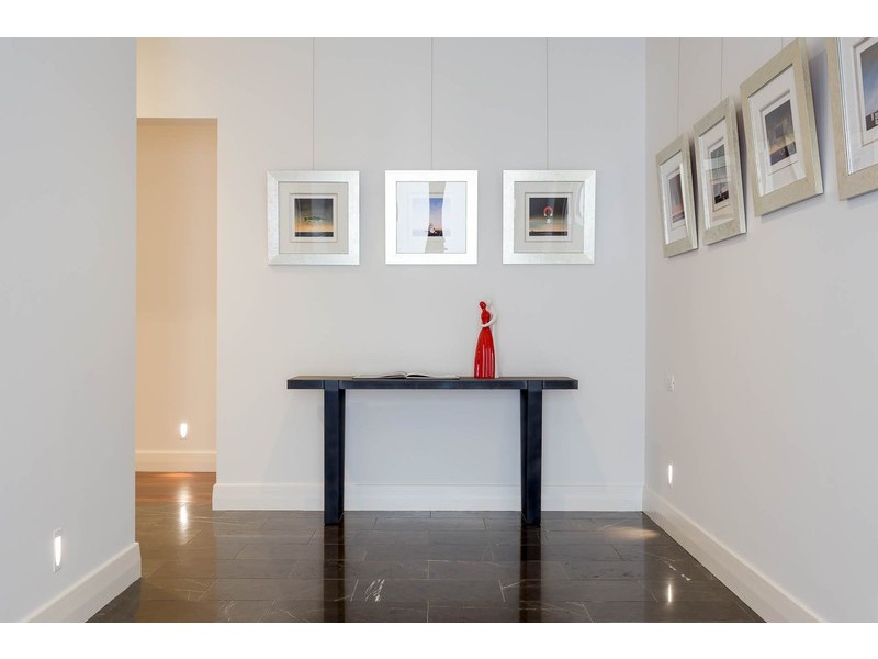 29 Kinninmont Avenue, Nedlands WA 6009