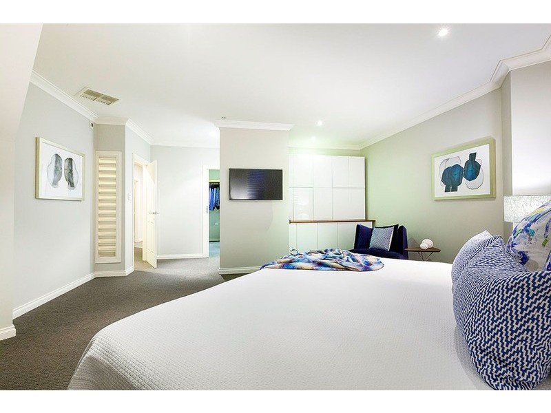 8/7 Centro Avenue, Subiaco WA 6008