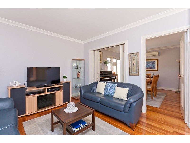 4/1 The Avenue, Crawley WA 6009