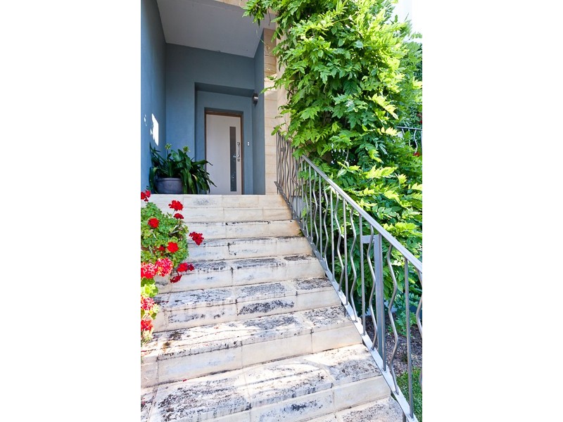 11 Caddy Avenue, West Leederville WA 6007