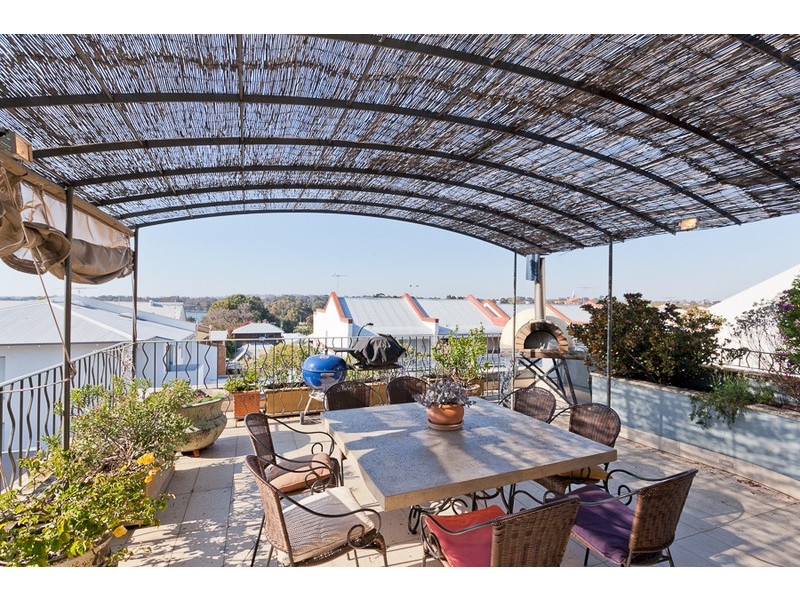 11 Caddy Avenue, West Leederville WA 6007