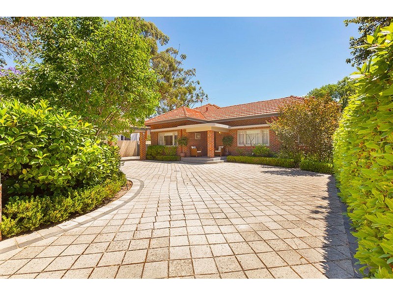 7A Boronia Avenue, Nedlands WA 6009